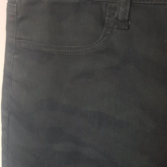 Dark Camo Print Skinny Jegging - Picture 2 of 5
